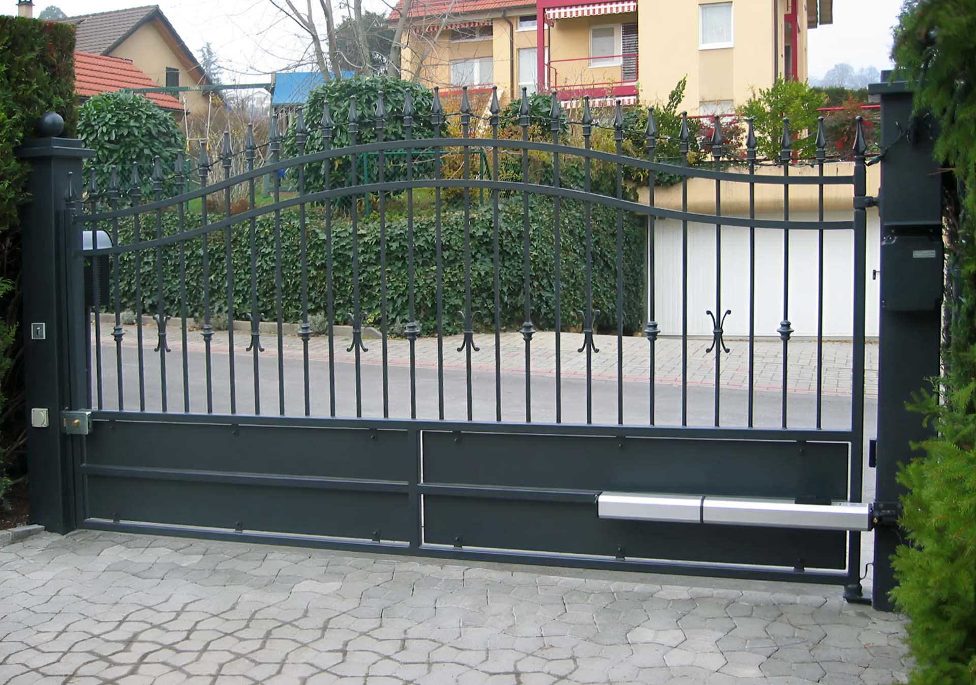FAAC 400 Attuatore per Cancelli a Battente