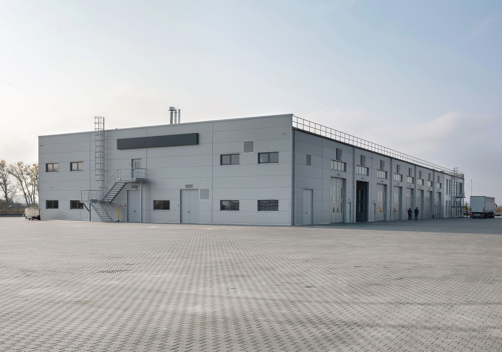 Automazioni per Porte Industriali FAAC