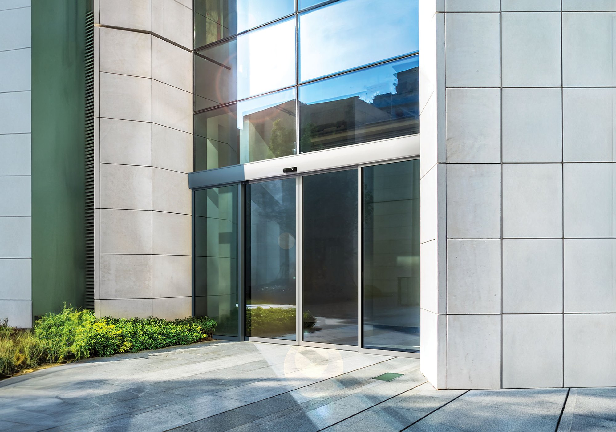 Porte Automatiche FAAC a BAU 2025